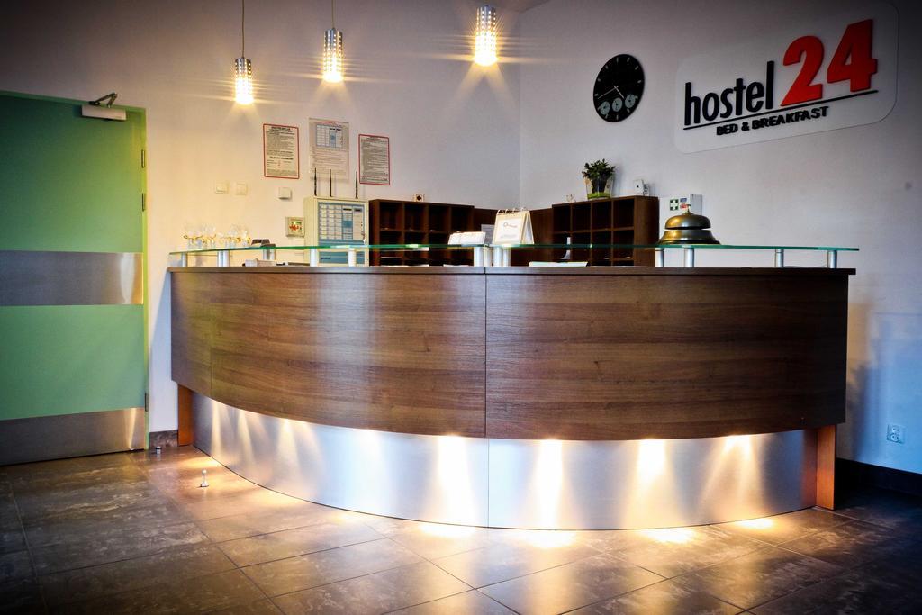 Hostel24 Bed&Breakfast บิดกอชซ์ ภายนอก รูปภาพ