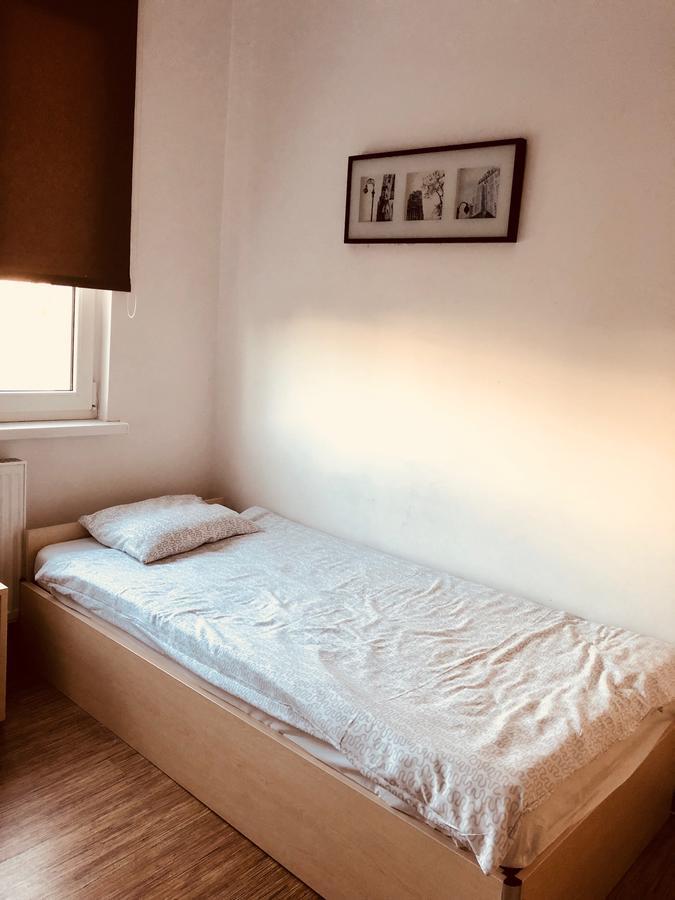 Hostel24 Bed&Breakfast บิดกอชซ์ ภายนอก รูปภาพ
